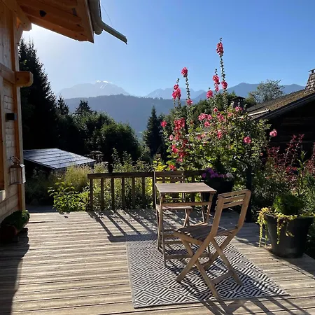 Ski-in-out Face Au Montblanc & Bain Nordique Horská chata