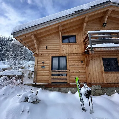 Ski-in-out Face Au Montblanc & Bain Nordique Horská chata