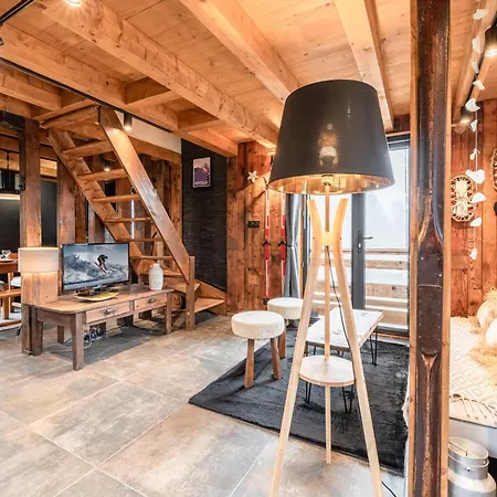 Ski-in-out Face Au Montblanc & Bain Nordique Chalet