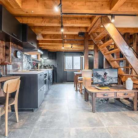 Ski-in-out Face Au Montblanc & Bain Nordique Chalet *