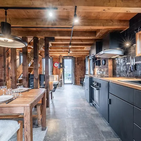 Ski-in-out Face Au Montblanc & Bain Nordique Horská chata